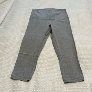 Lululemon cropped grey cotton wunder under